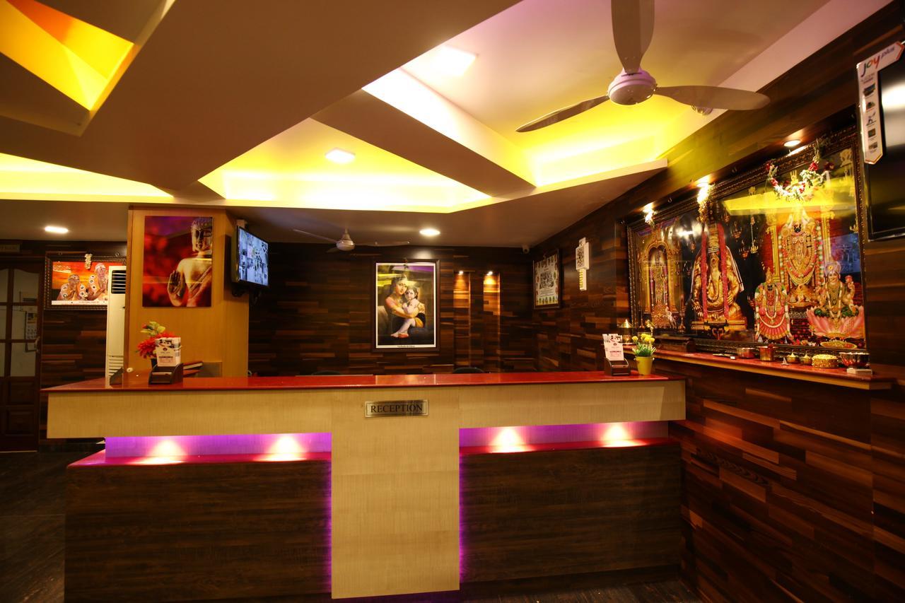 Hotel Lotus Madurai Exterior photo